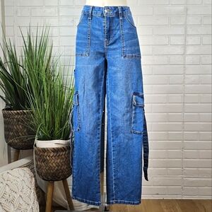 LoveGen Straight Leg Cargo Boyfriend Mid Rise Jean Size 5 Or 28
